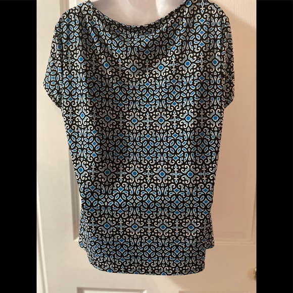 *SOLD* Sweet Short Sleeve Top - Picture 3 of 3